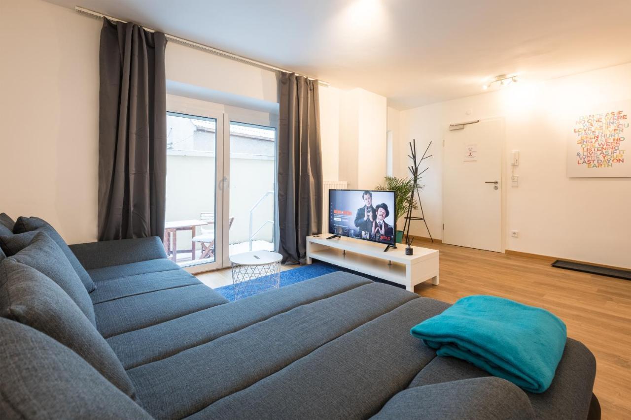 Bright - Beachstyle - Kitchen - Kingbed - Parking - Netflix Appartement Augsburg Buitenkant foto