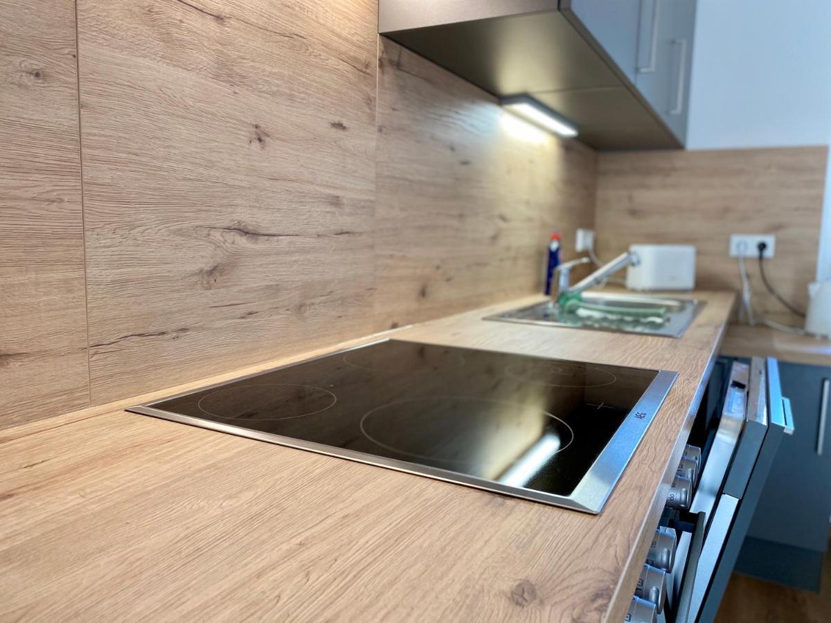 Bright - Beachstyle - Kitchen - Kingbed - Parking - Netflix Appartement Augsburg Buitenkant foto